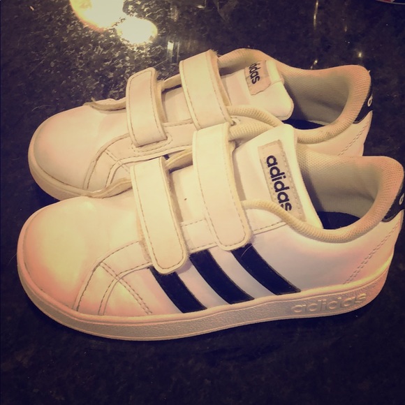 adidas Other - Adidas Baseline kids sneakers